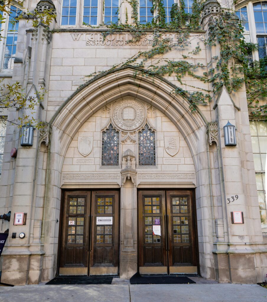 The Art Institute of Chicago's Michigan Avenue entrance between its two bronze lions.